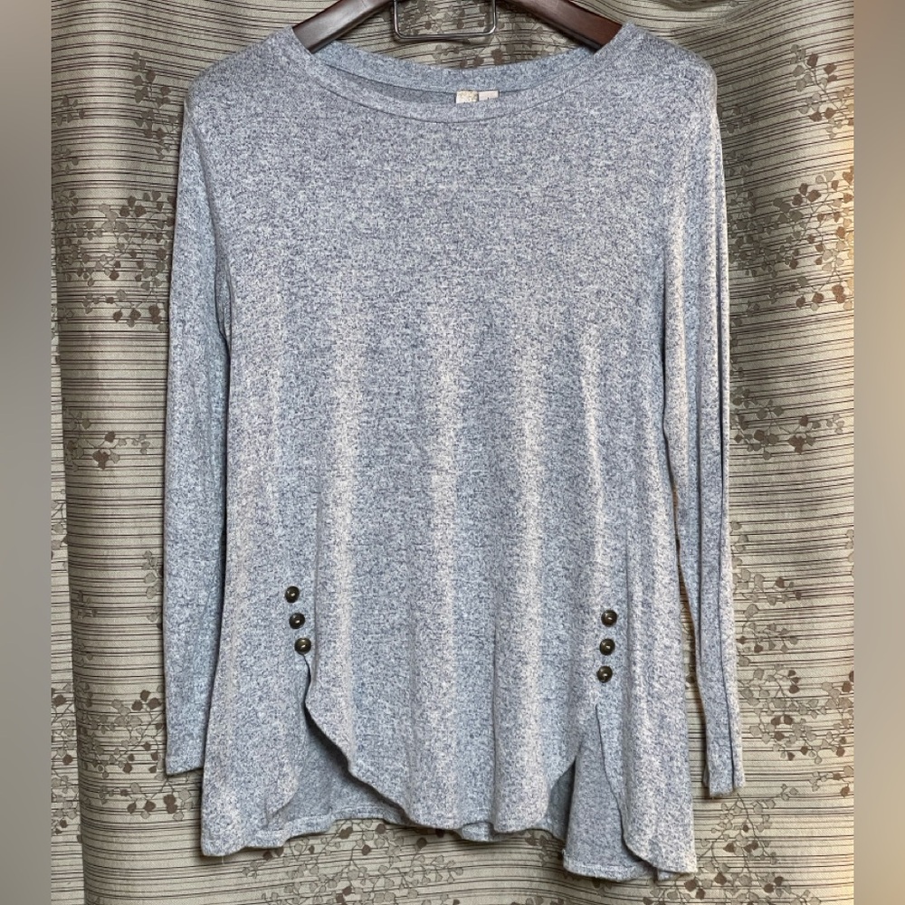 Misia Gray Long Sleeve Knit Blouse with button accents